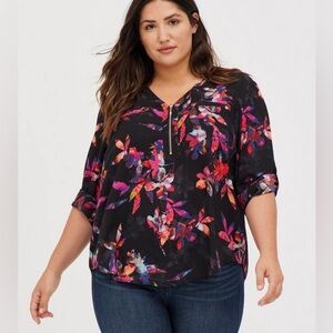 Torrid Harper Georgette Zip Front 3/4 Sleeve Flower Print Blouse SIZE 6
